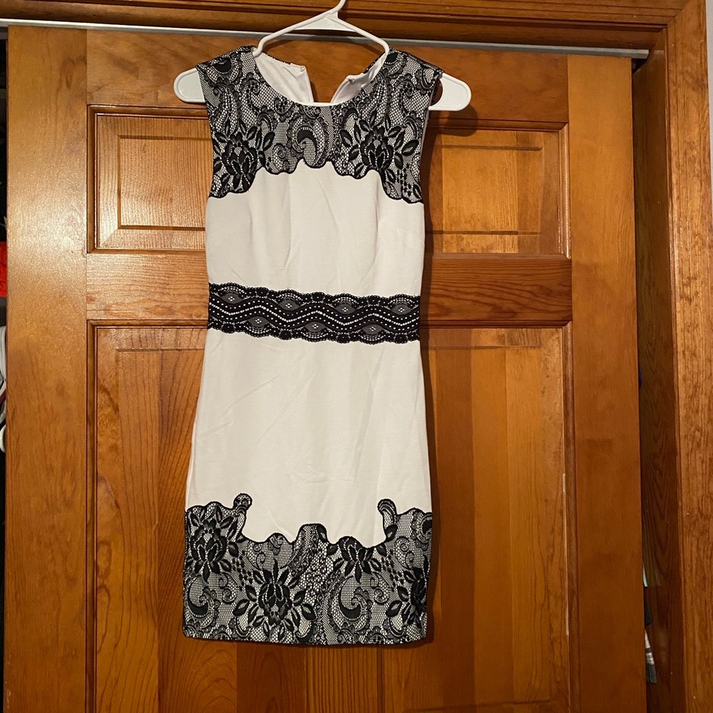 Bebe black lace and white dress